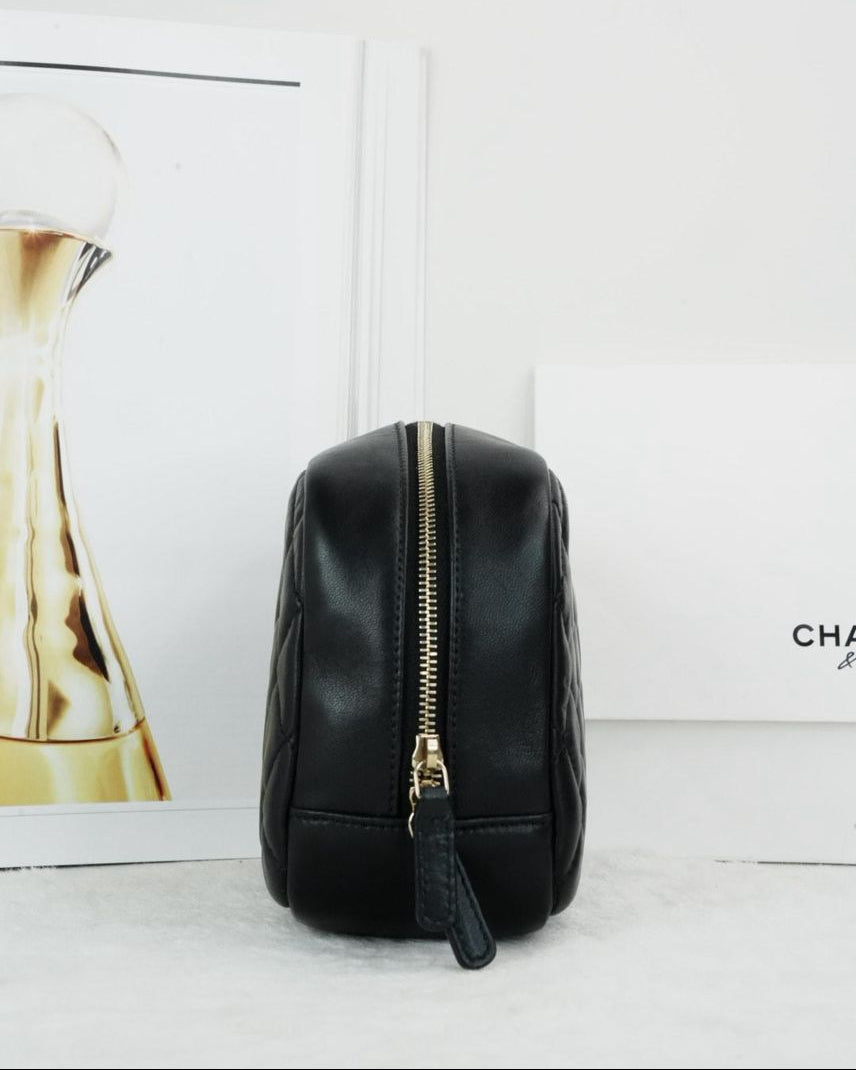 Curvy Pouch Cosmetic Case