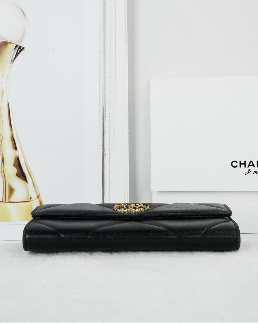 19 Wallet