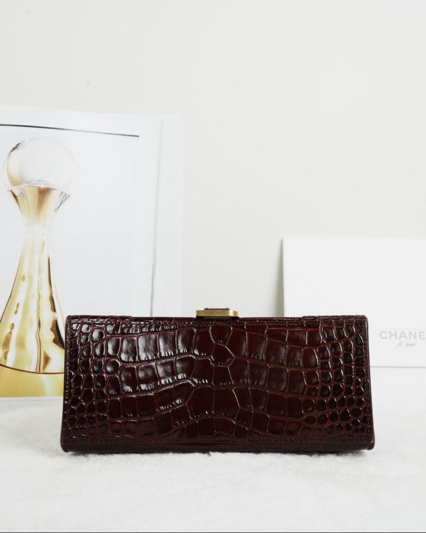 Hourglass Top Handle Bag