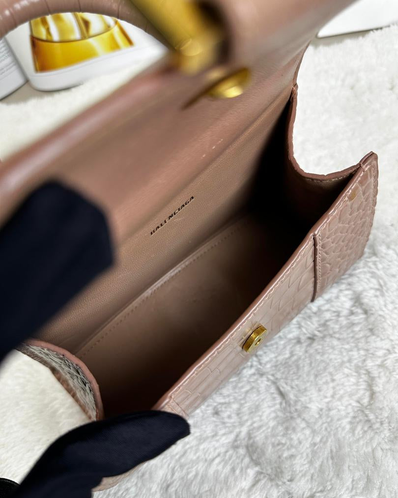 Hourglass Top Handle Bag XS