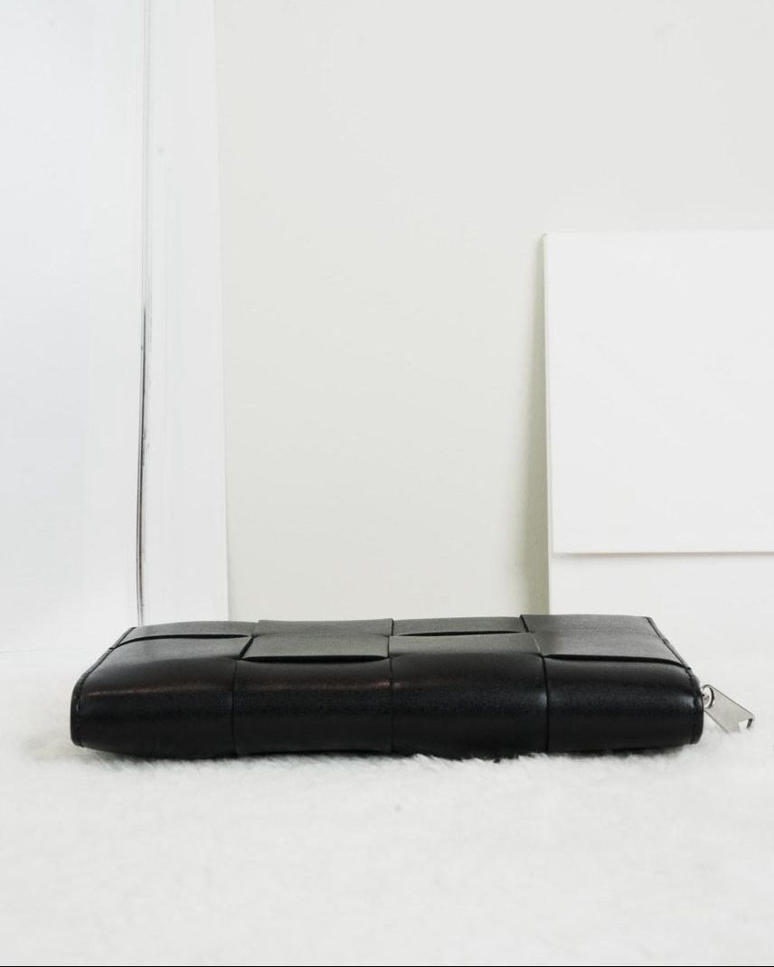 Intrecciato Long Wallet