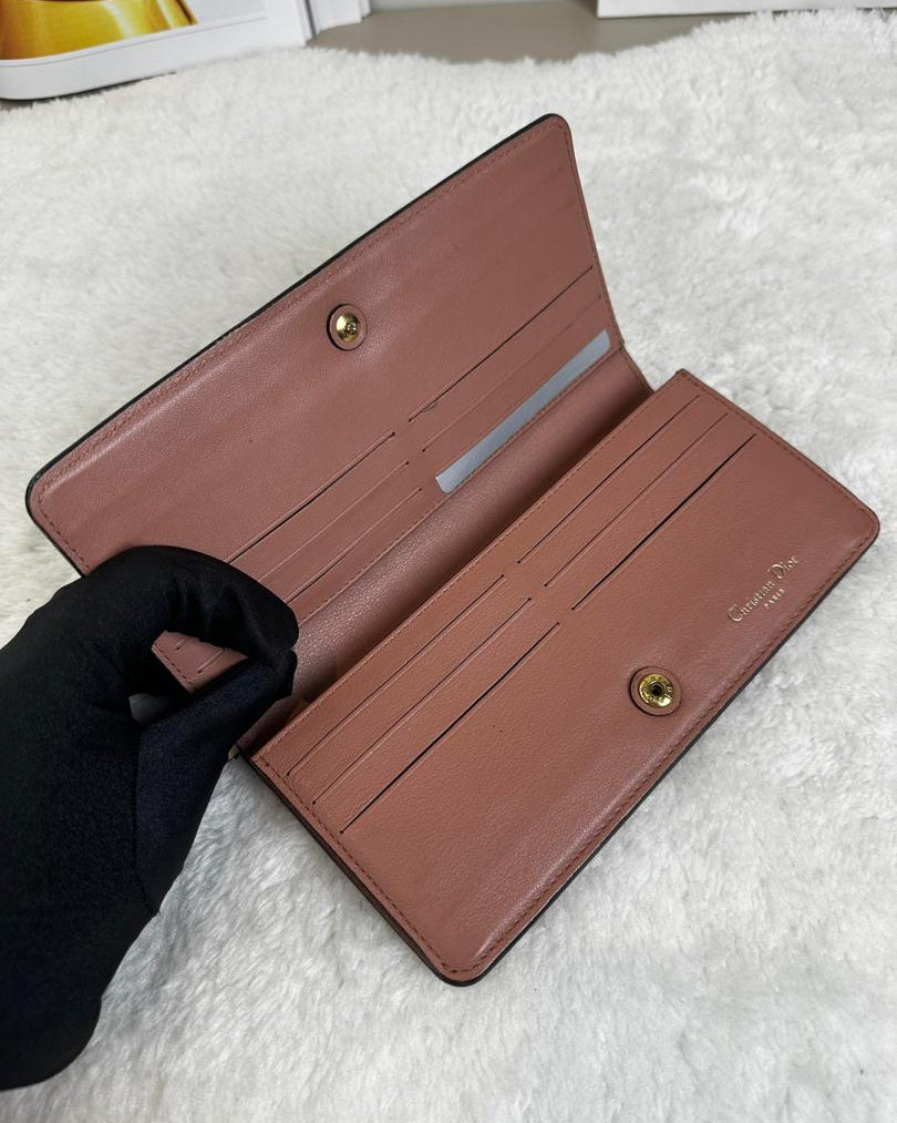 Long Wallet