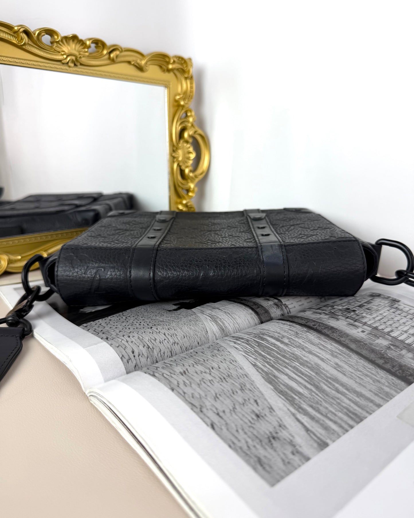 Trunk Messenger