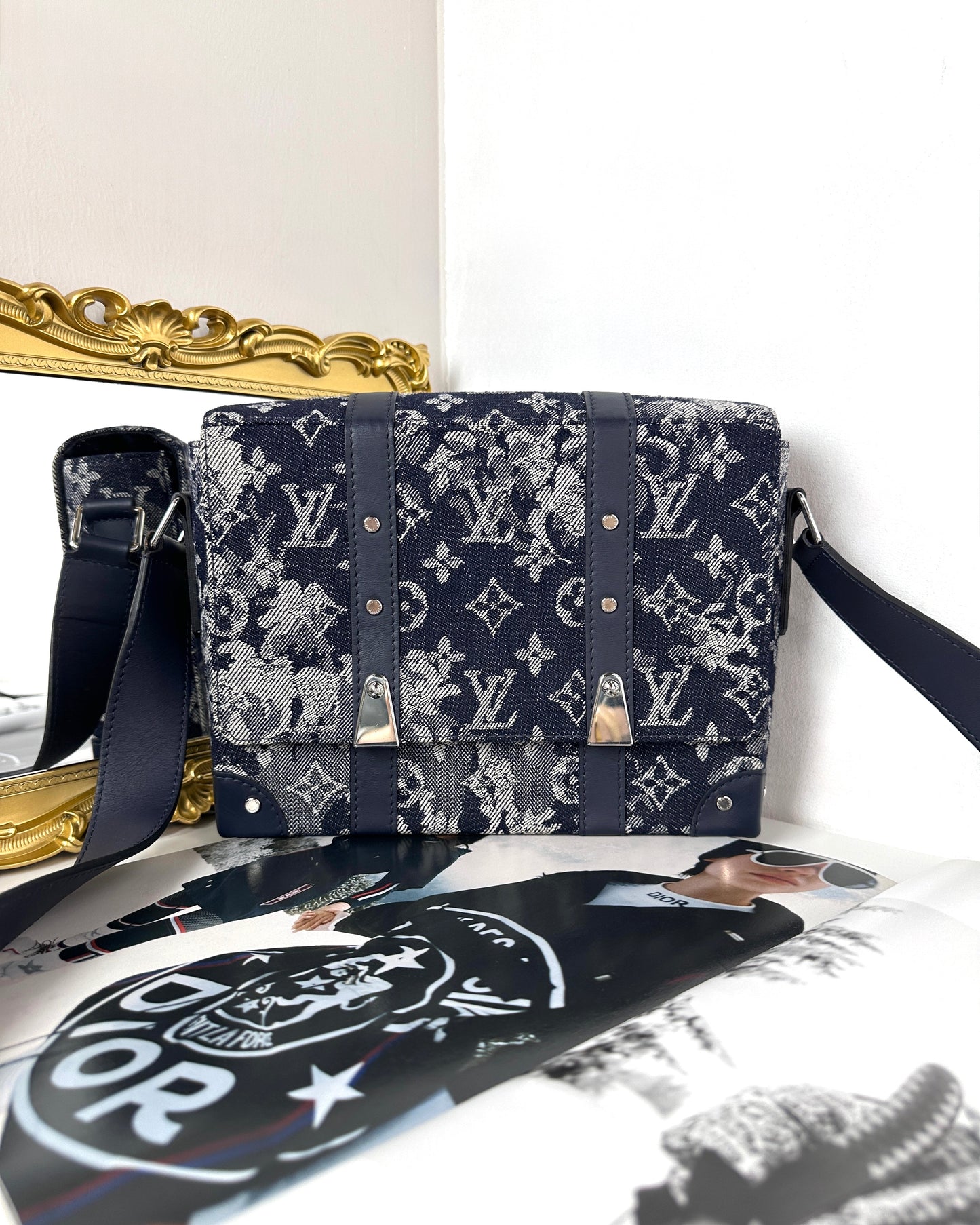 Trunk Messenger PM