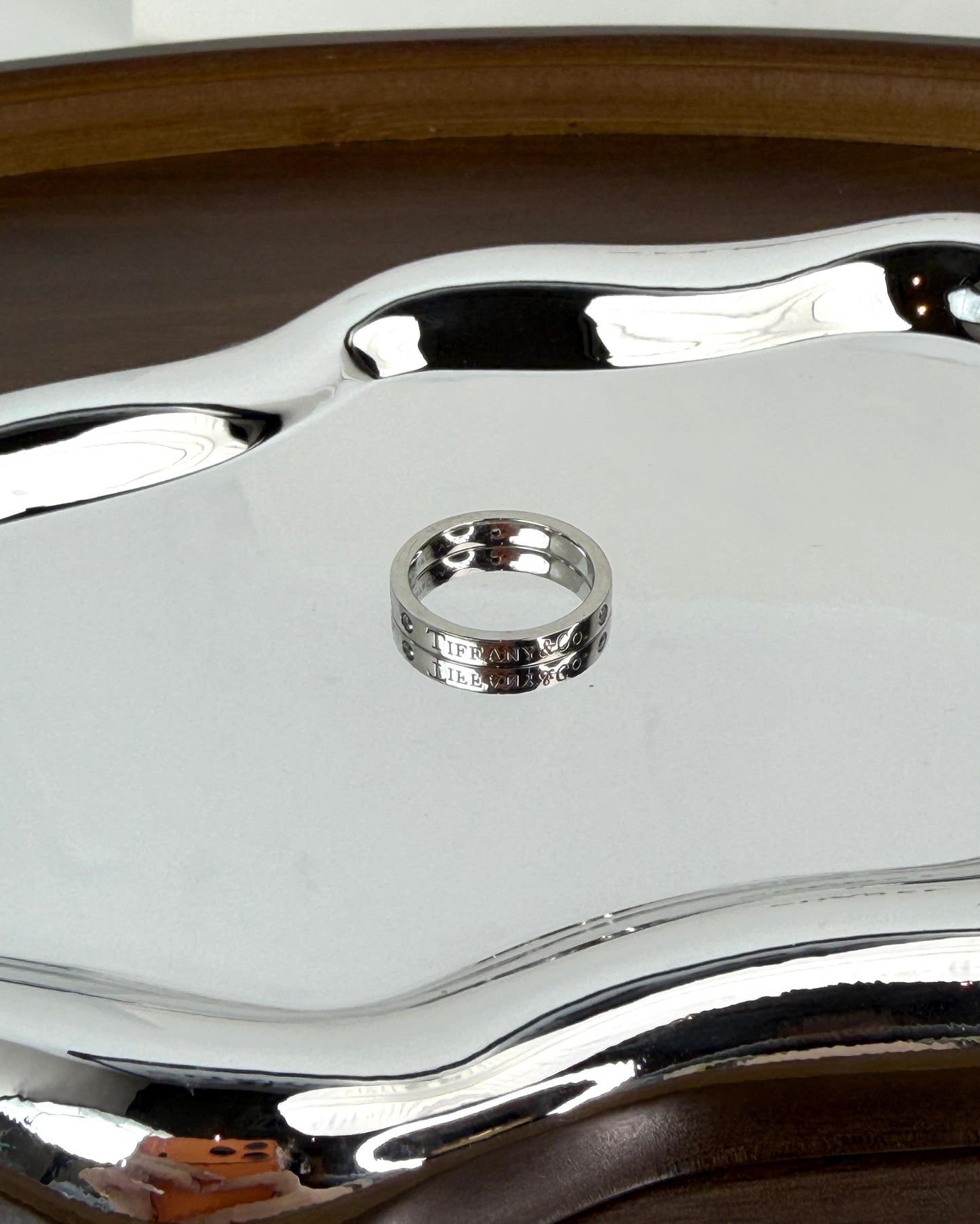 Band Ring with Diamonds