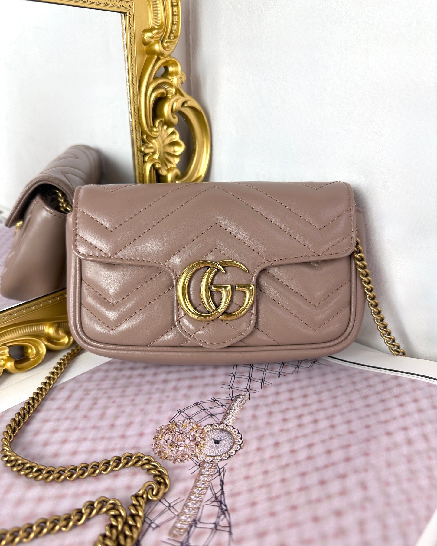 GG Marmont Matelassé Super Mini Bag