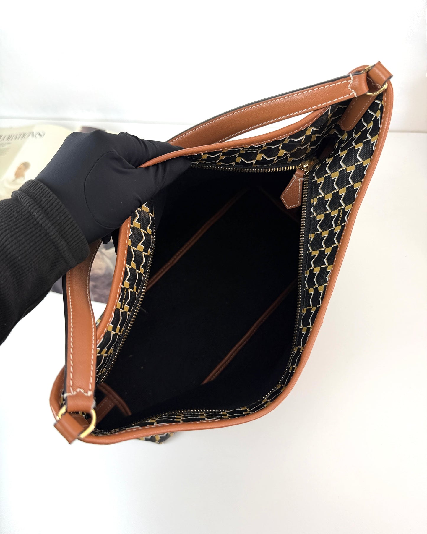 The Hobo Bag M