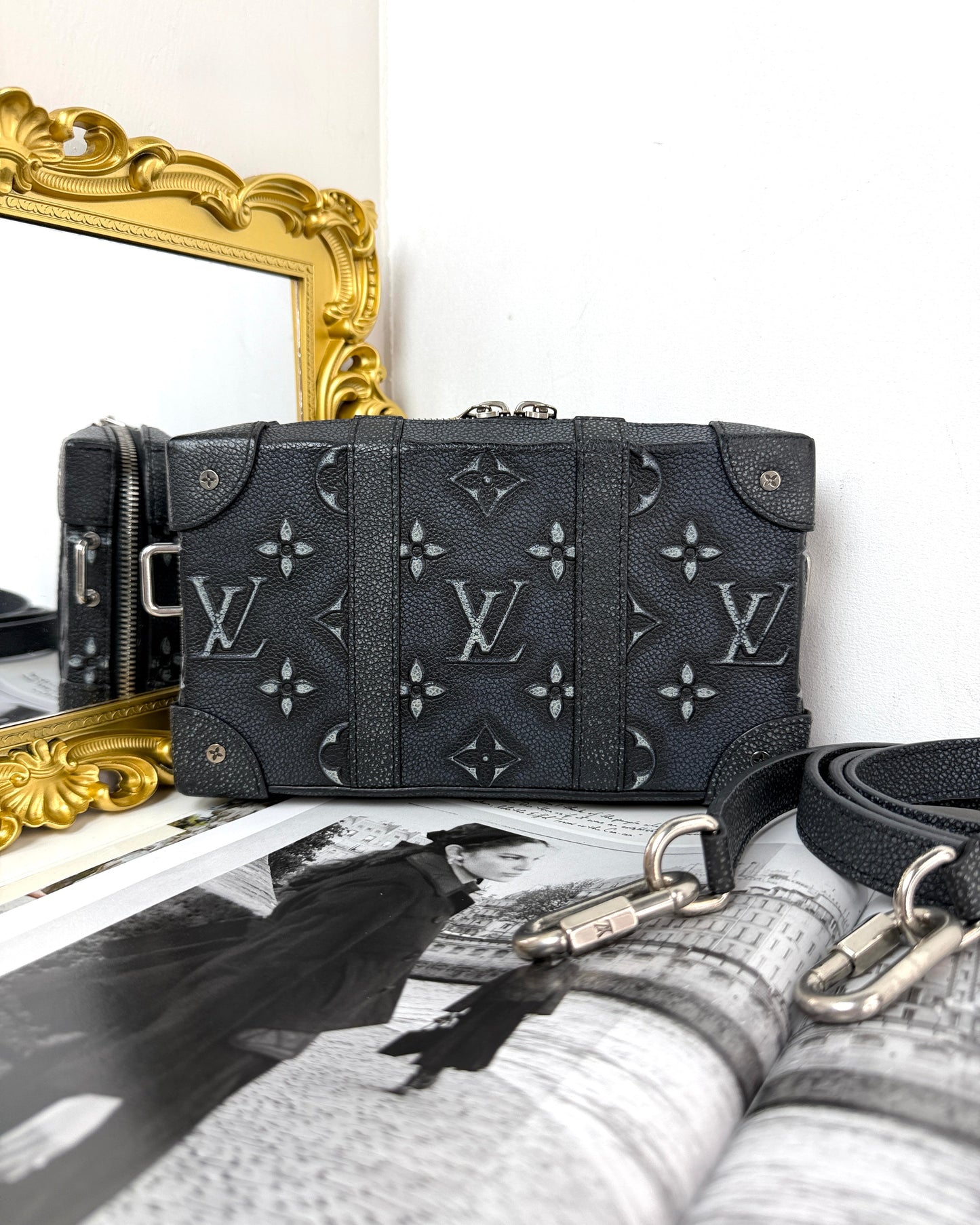 Soft Trunk Wallet