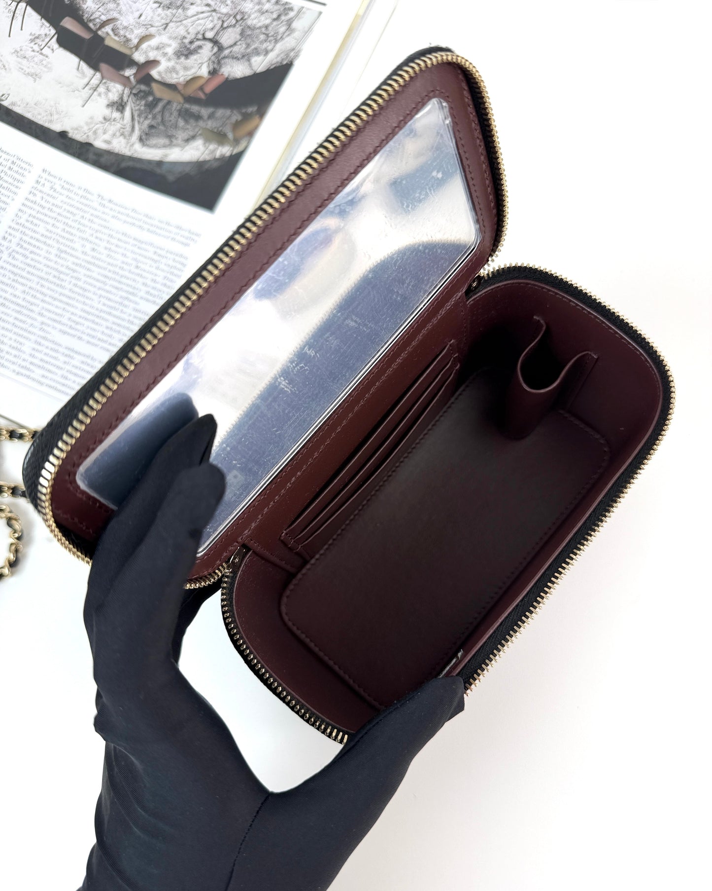 Small Vanity Case with Chain