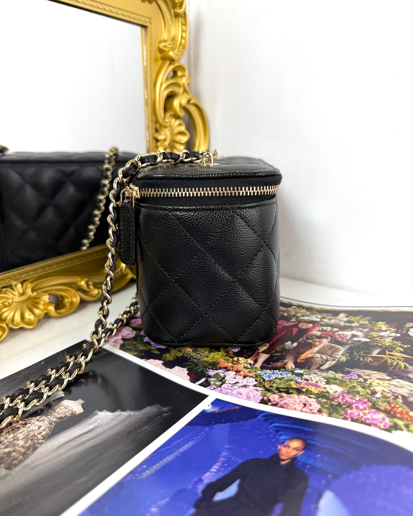 Small Vanity Case with Chain
