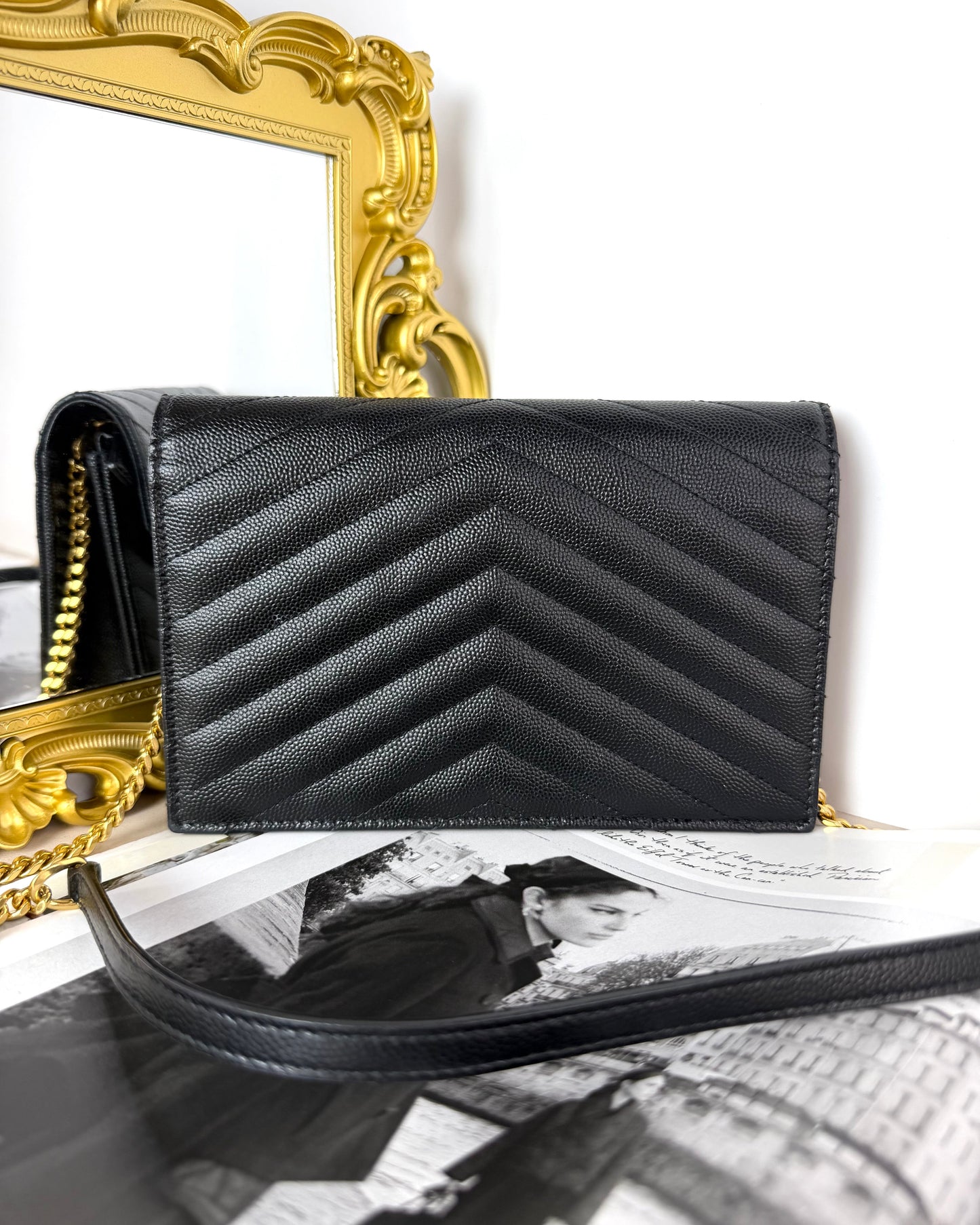 Cassandre Envelope Chain Wallet