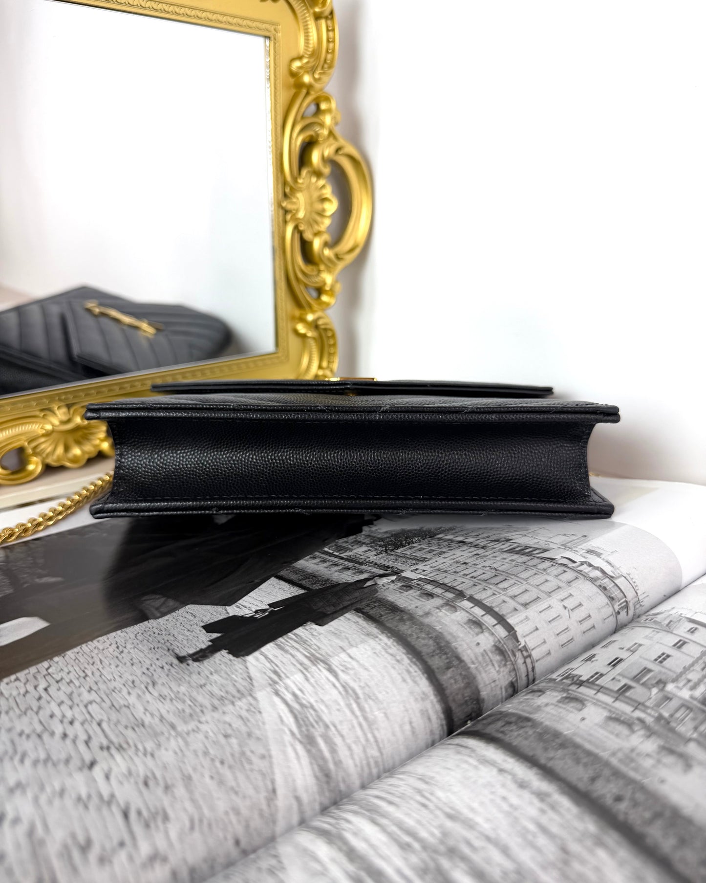 Cassandre Envelope Chain Wallet