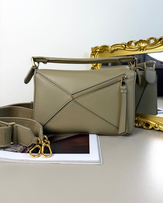 Puzzle Edge Bag