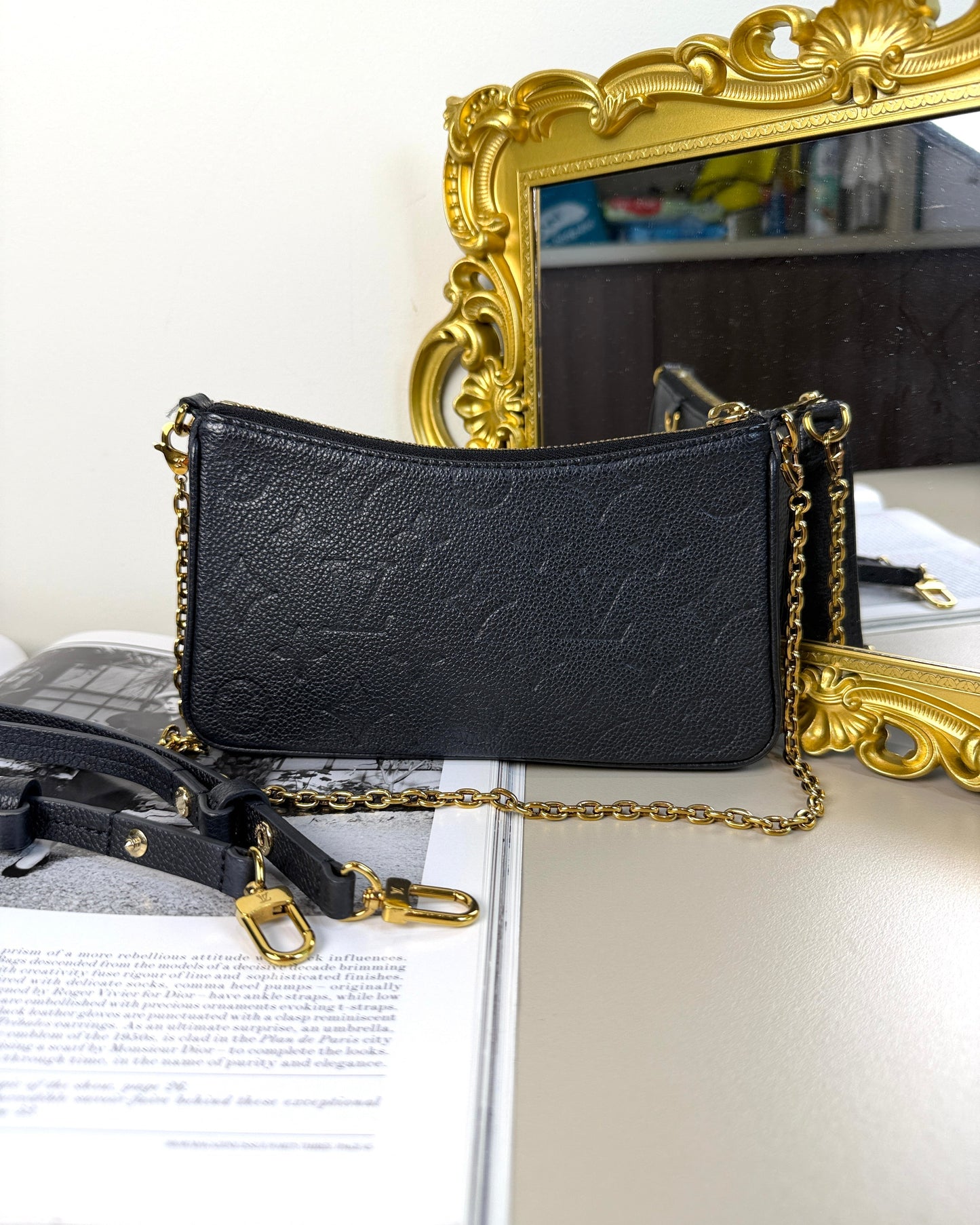 Easy Pouch On Strap