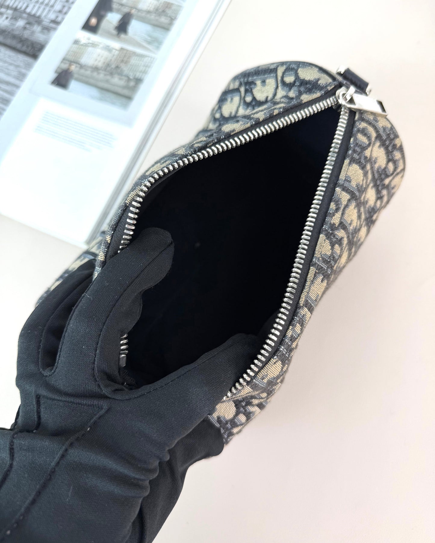 Roller Messenger Bag