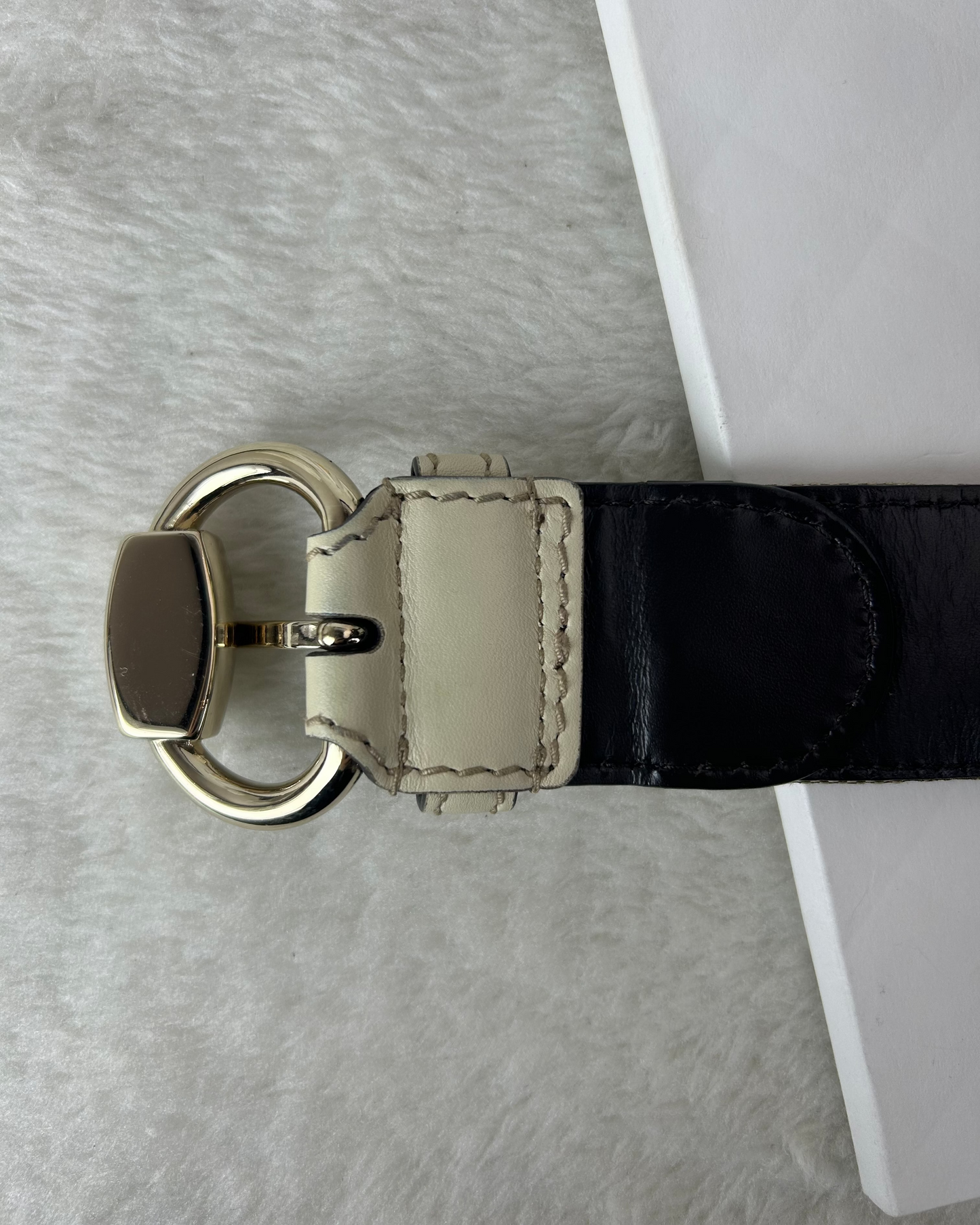 Horsebit Ring Belt