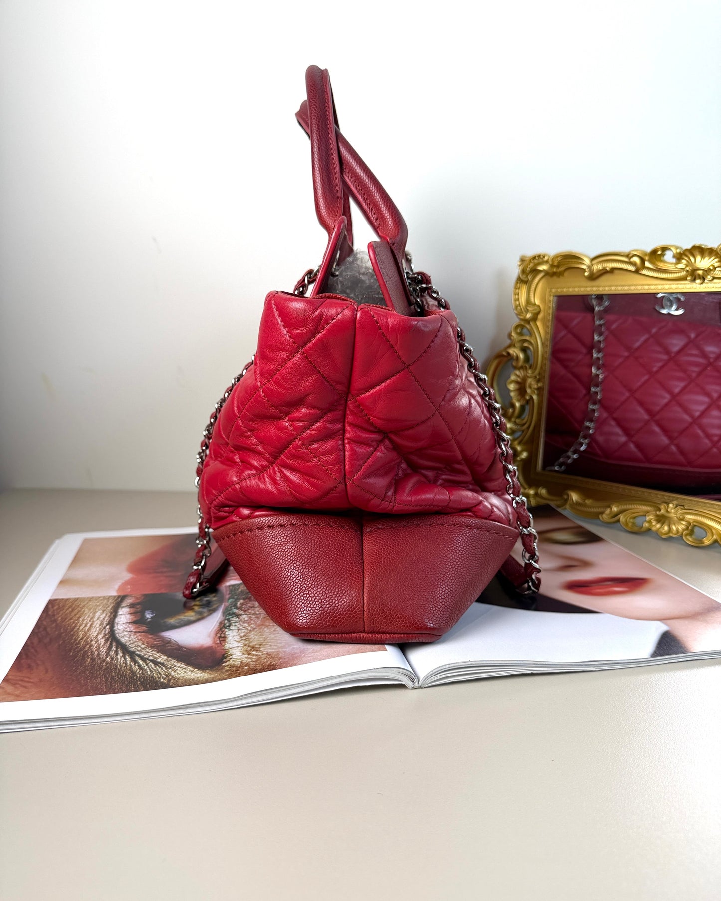 Matelasse Chain Tote