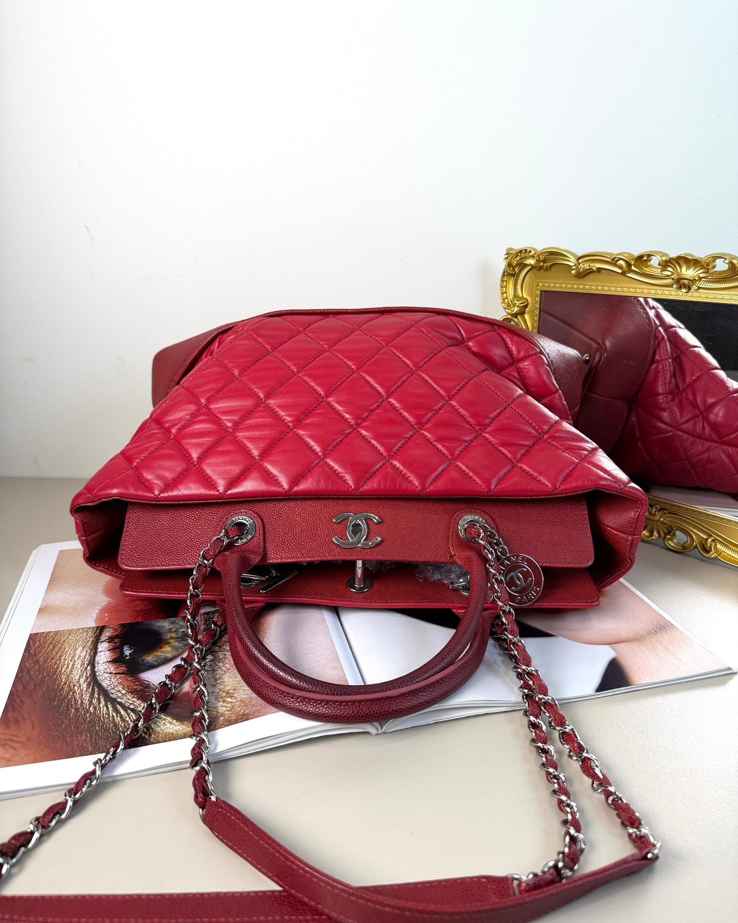 Matelasse Chain Tote