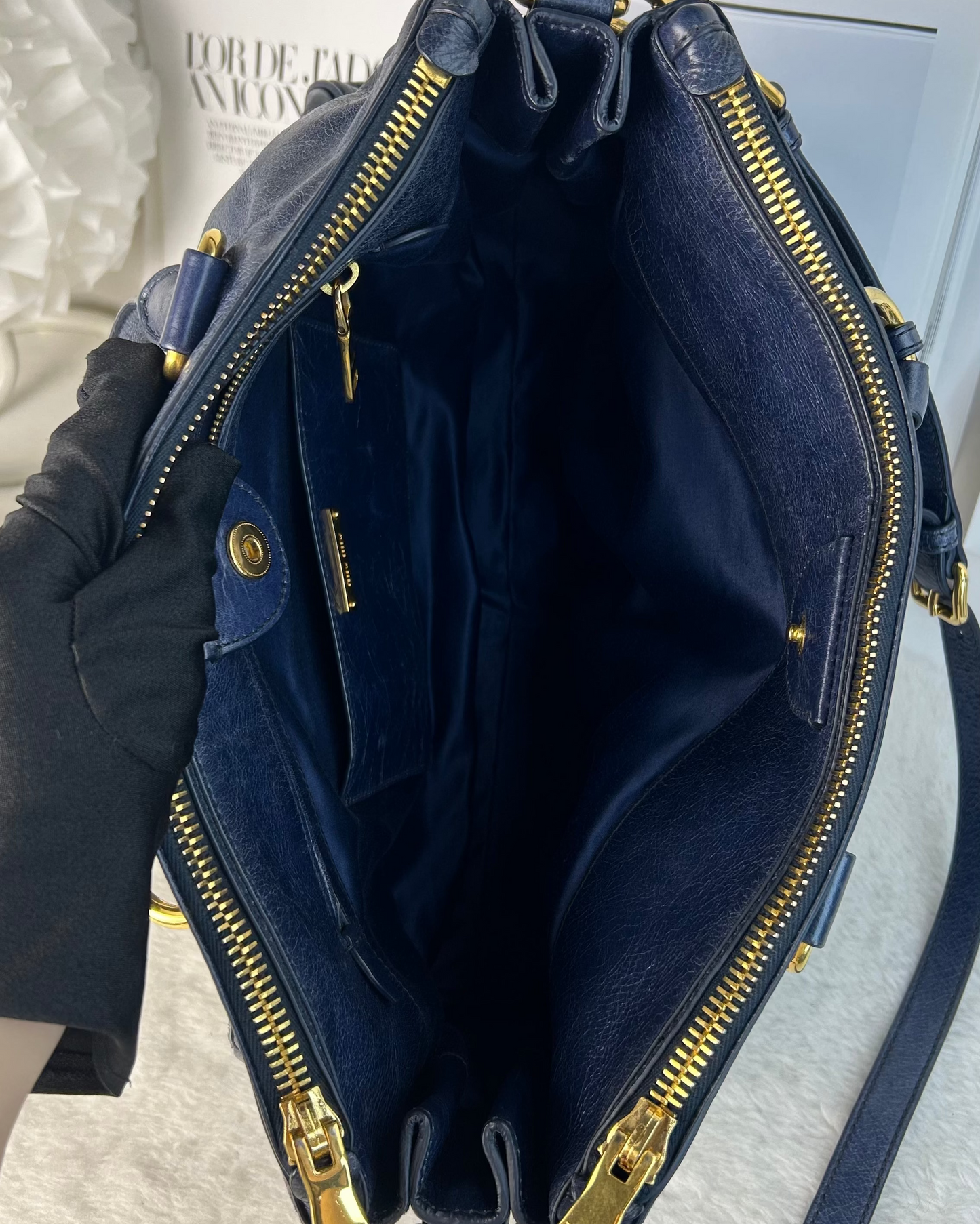 Vitello Shine Tote Bag