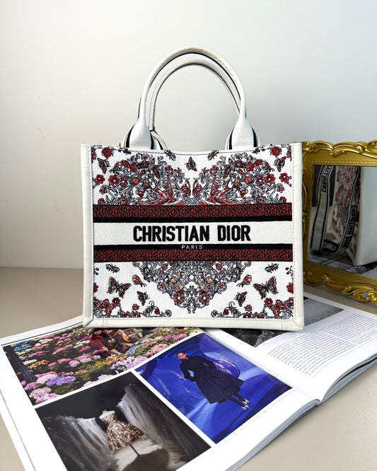 Dioramour Dior Book Tote