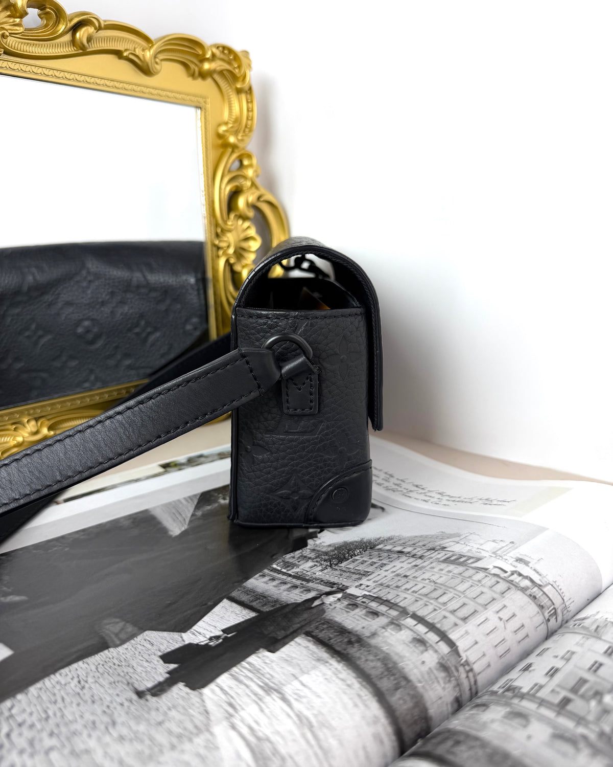 Steamer Wearable Wallet
