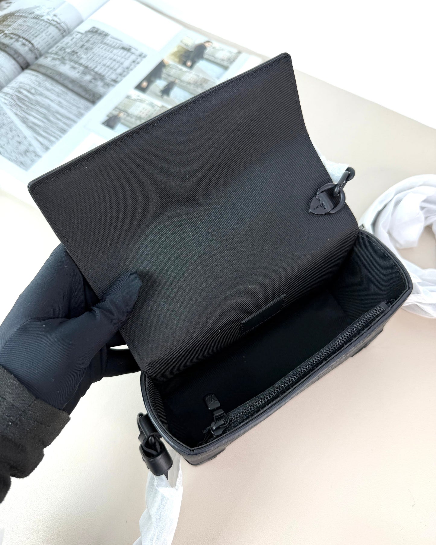 Steamer Wearable Wallet