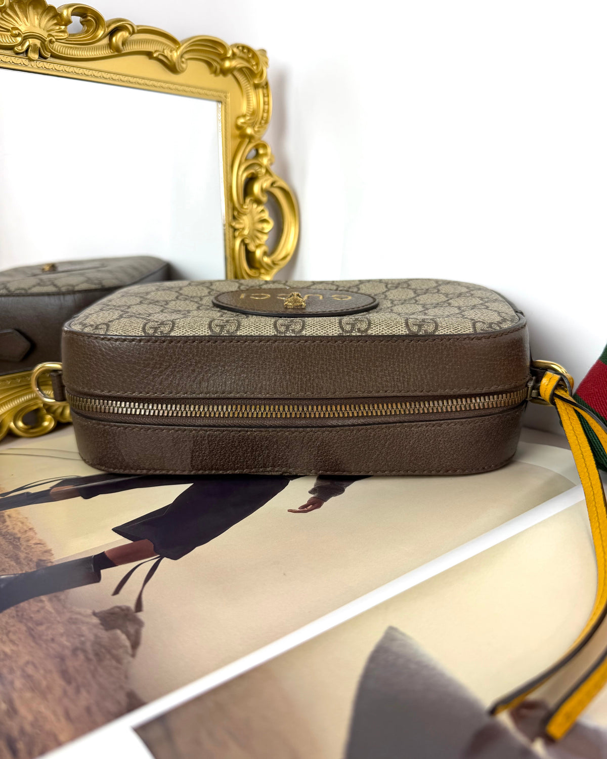 Neo Vintage GG Supreme Messenger Bag