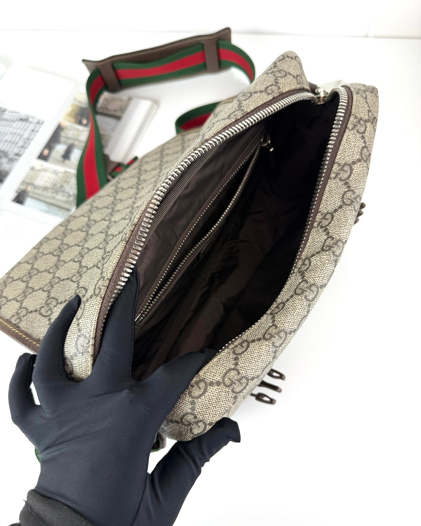 GG Supreme Messenger Bag