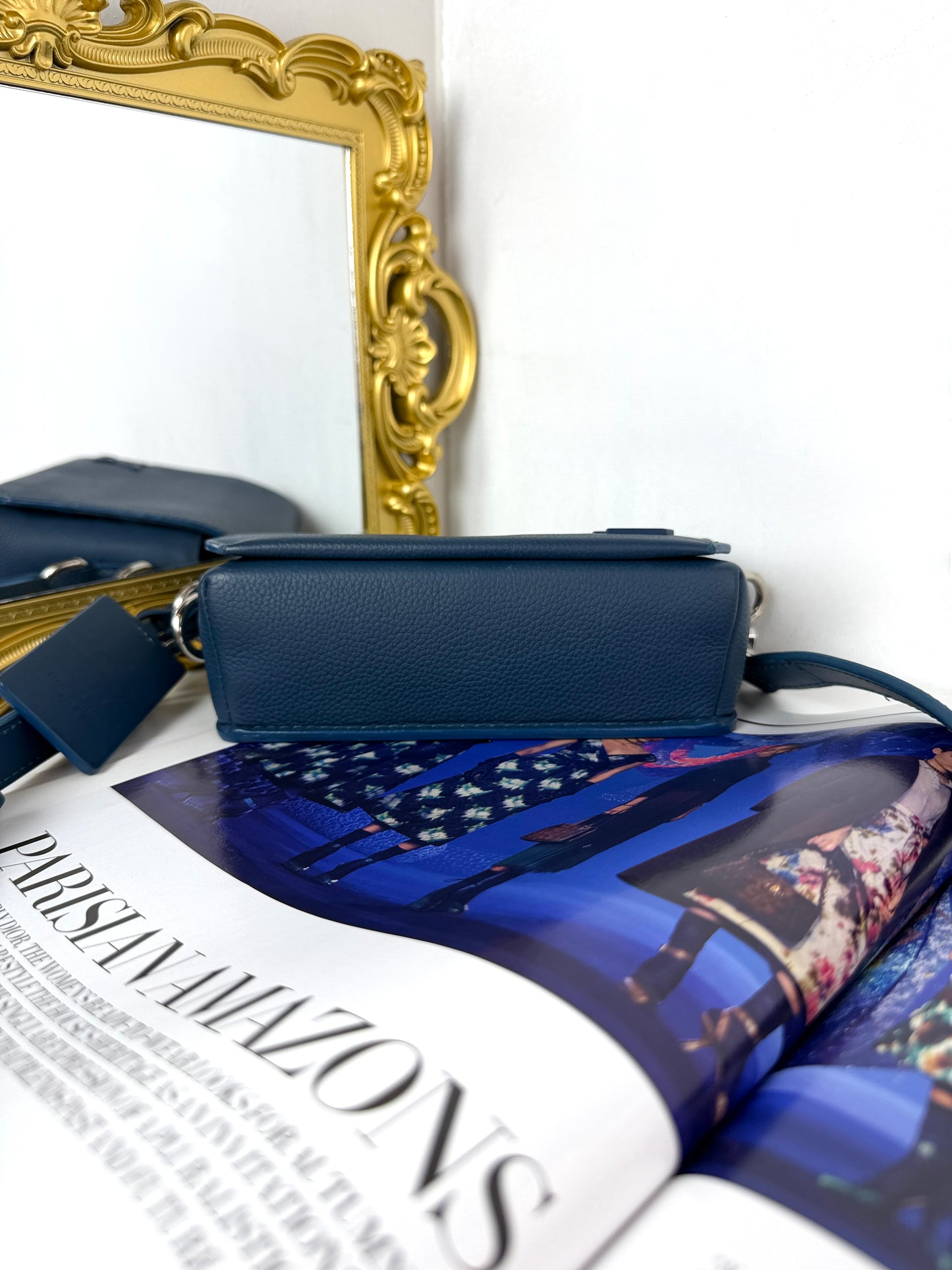 Takeoff Small Messenger Bag