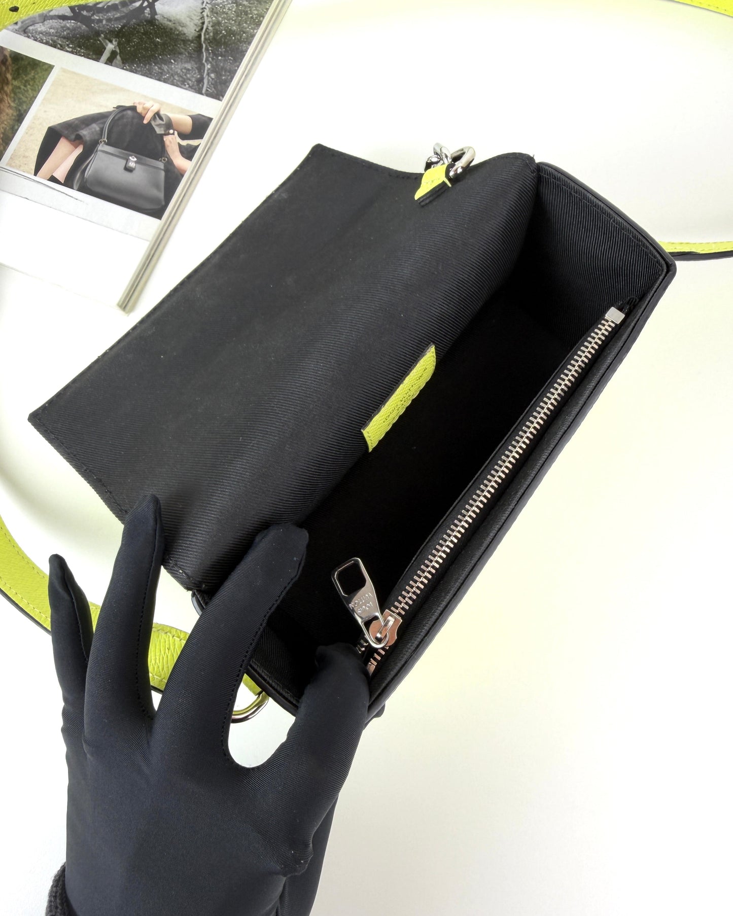 Steamer Wearable Wallet