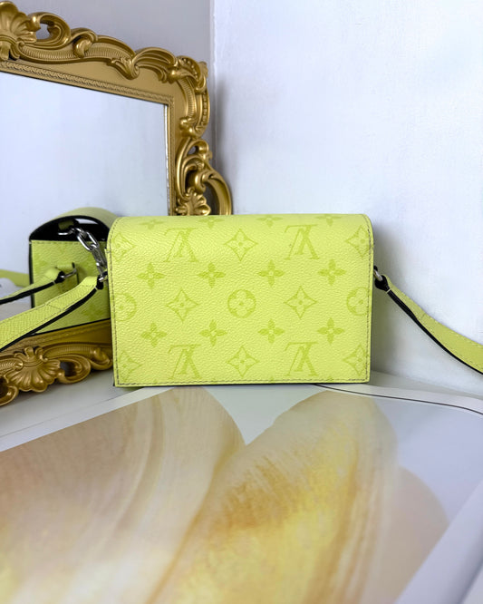 Steamer Wearable Wallet