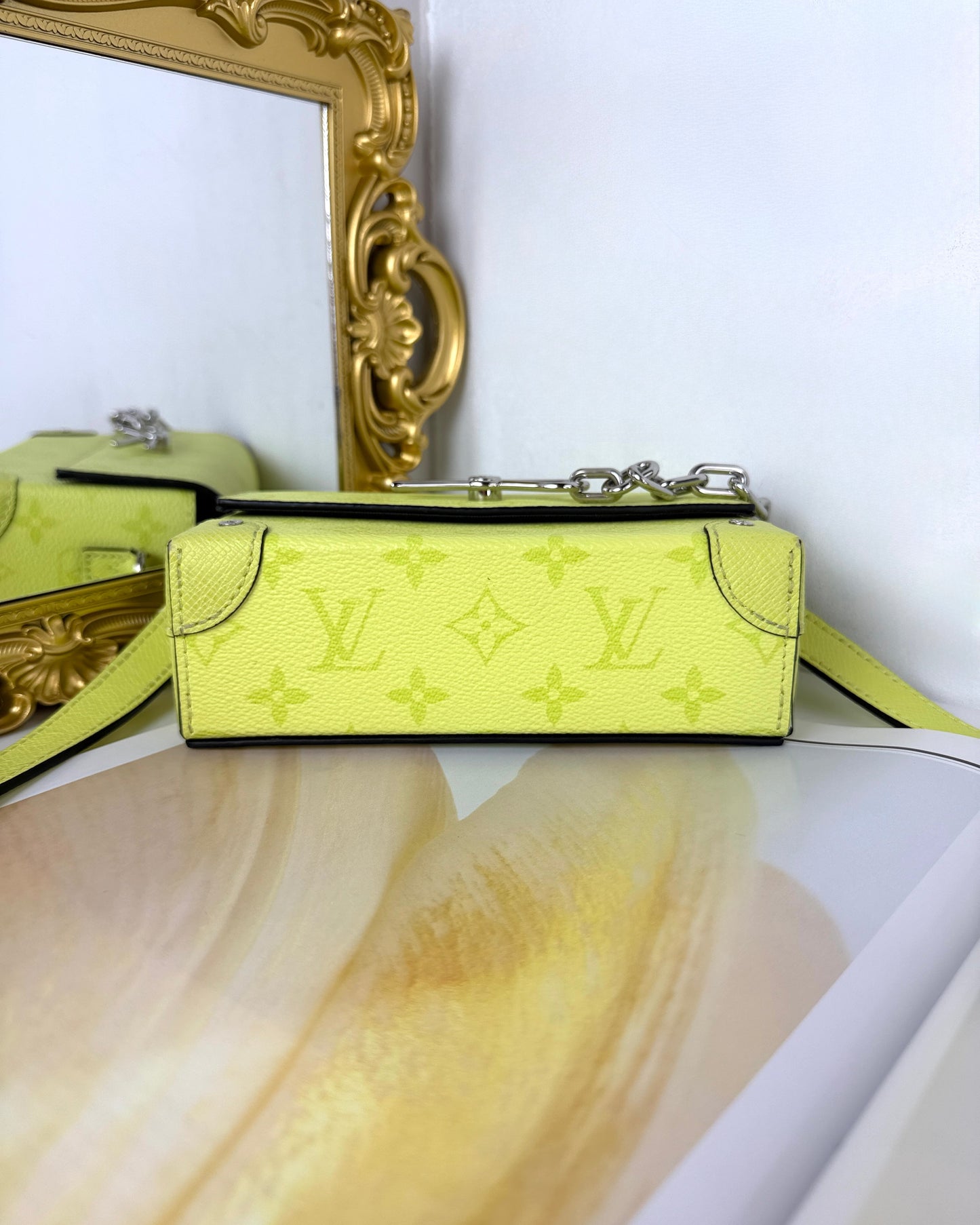 Steamer Wearable Wallet