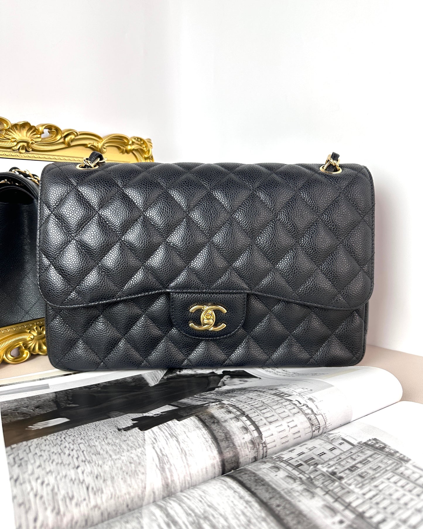 Classic 11.12 Flap Bag