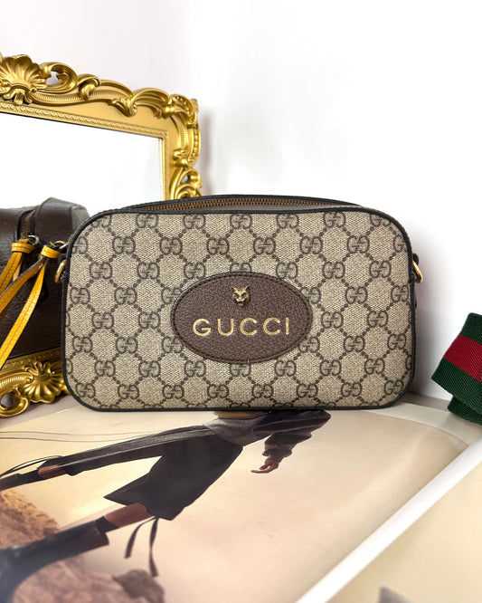 Neo Vintage GG Supreme Messenger Bag