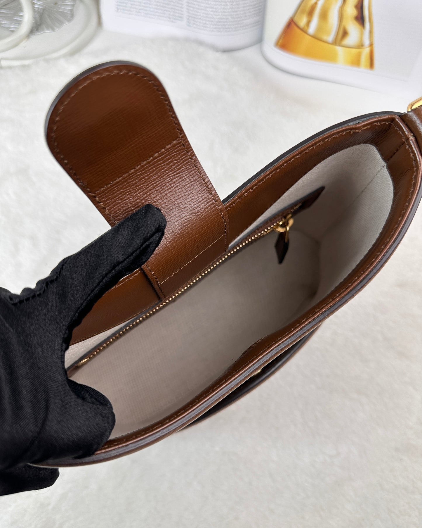 Retro Interlocking G Hobo