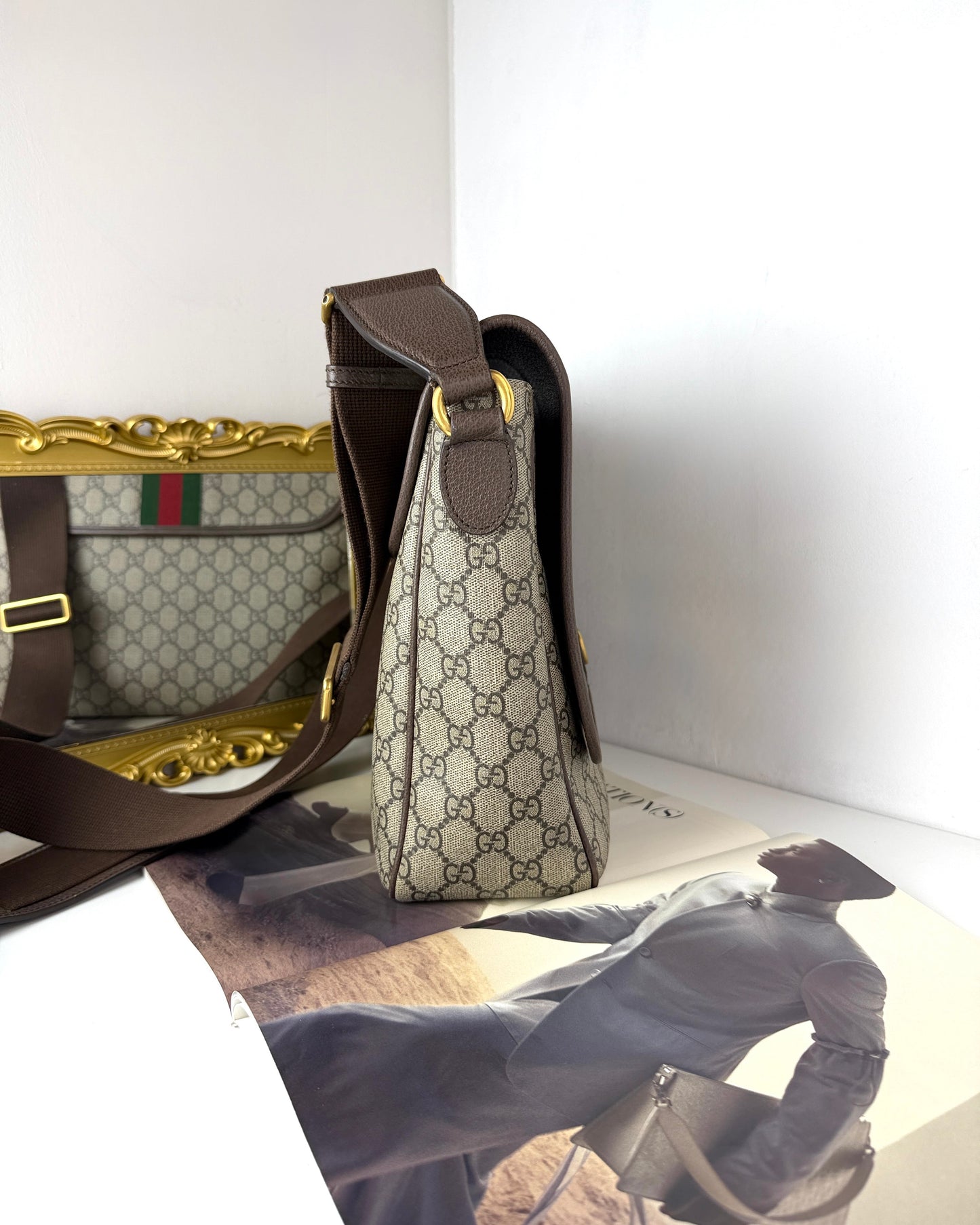 Ophidia Medium Messenger Bag