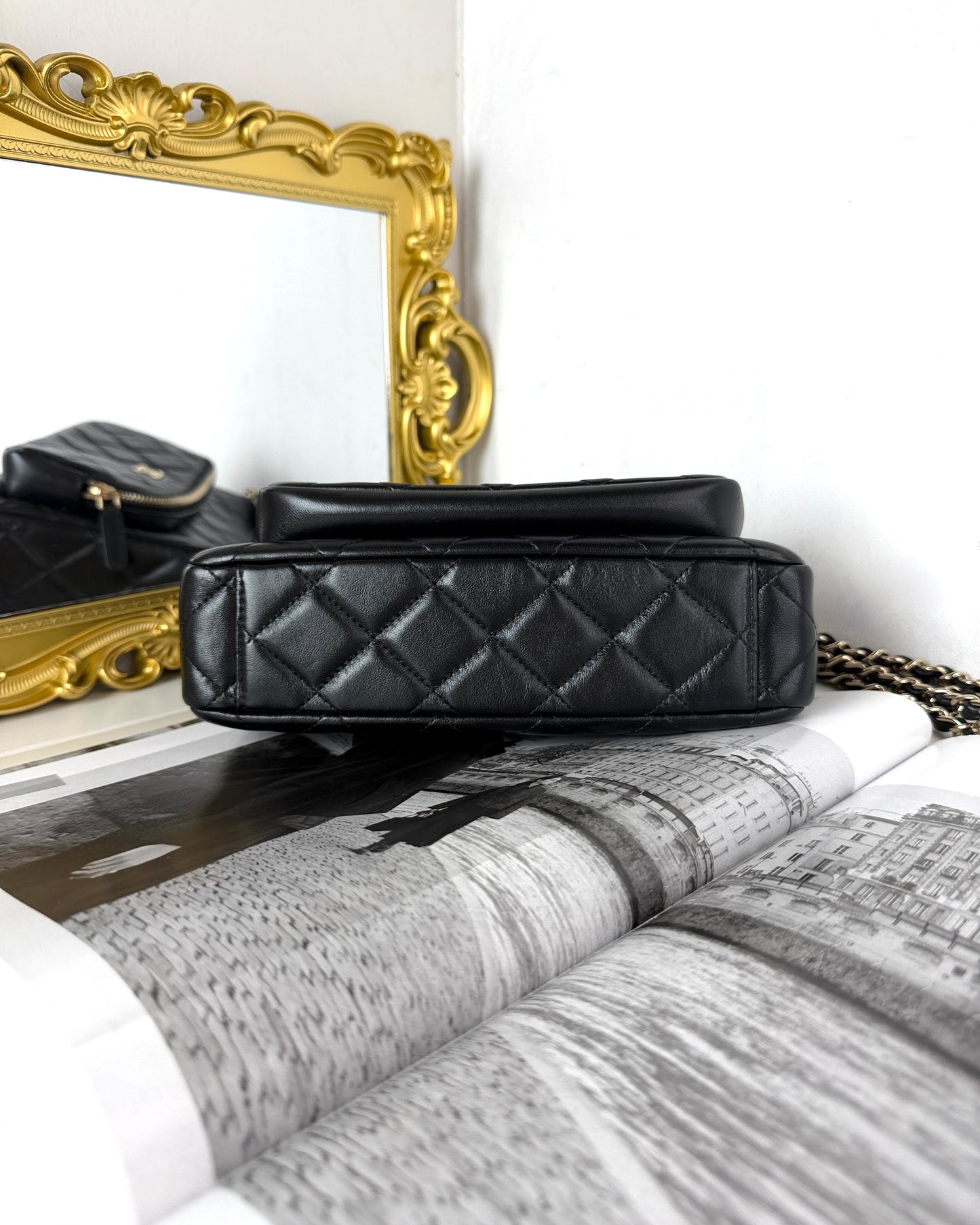 Multi-Pockets Camera Case