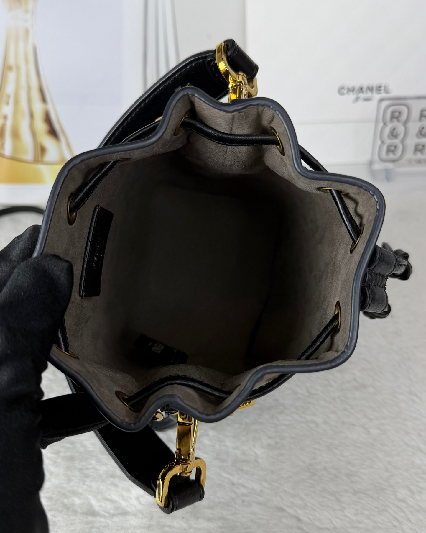 Mon Tresor Bucket Bag