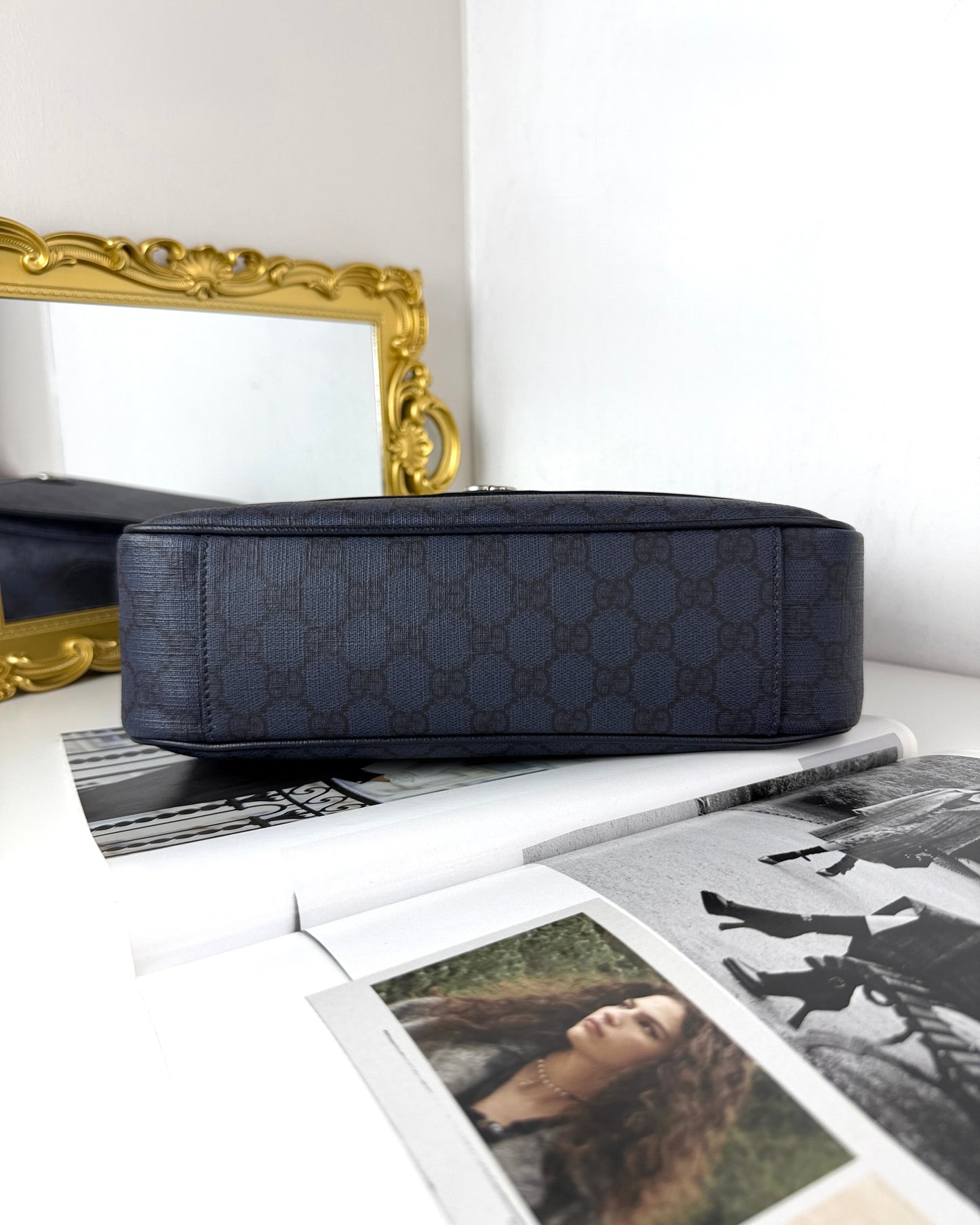 Ophidia Medium Messenger Bag