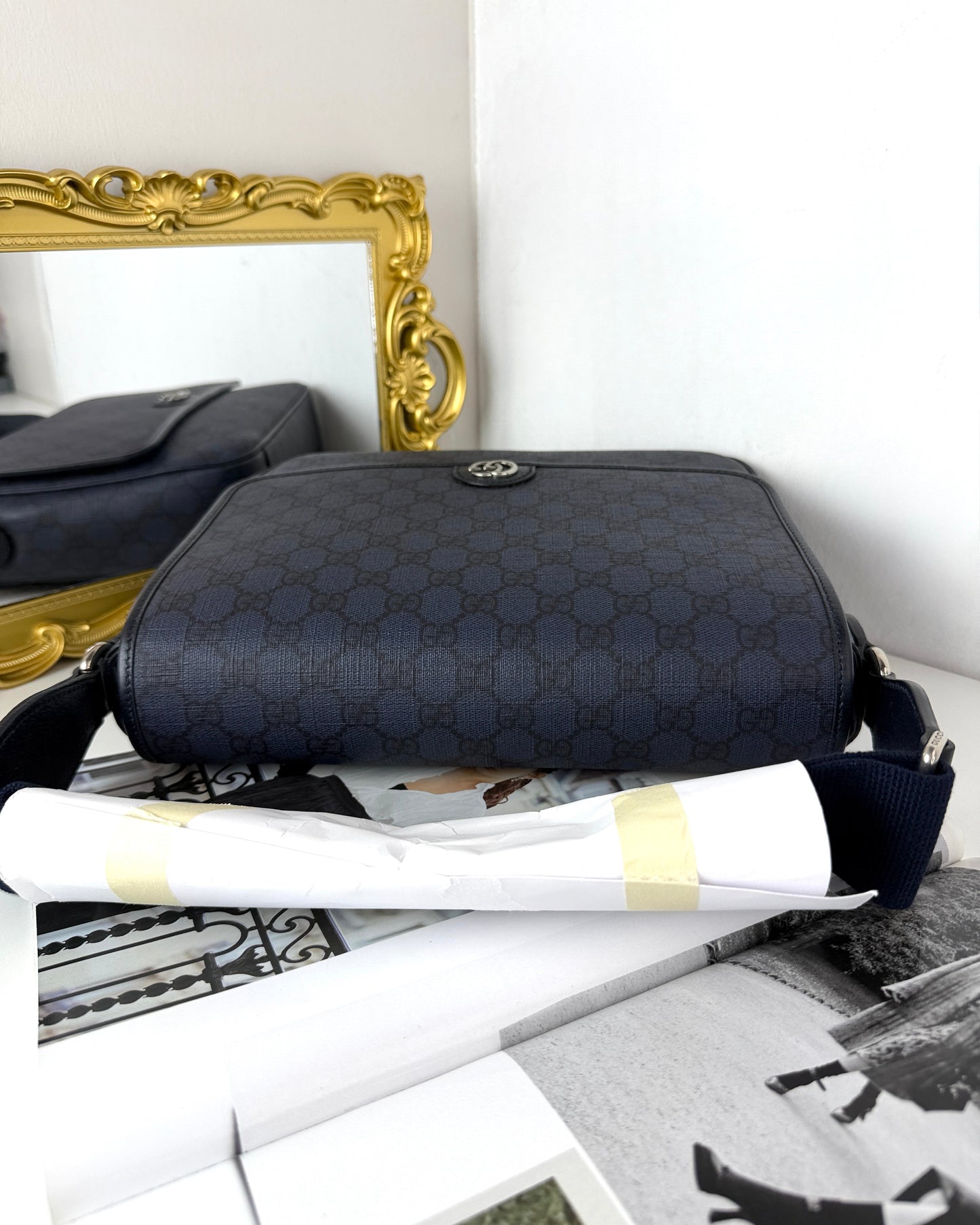 Ophidia Medium Messenger Bag