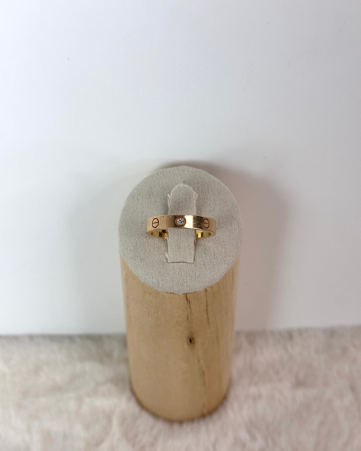 LOVE Ring