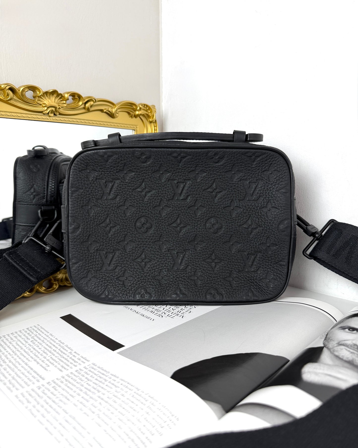 S Lock Messenger