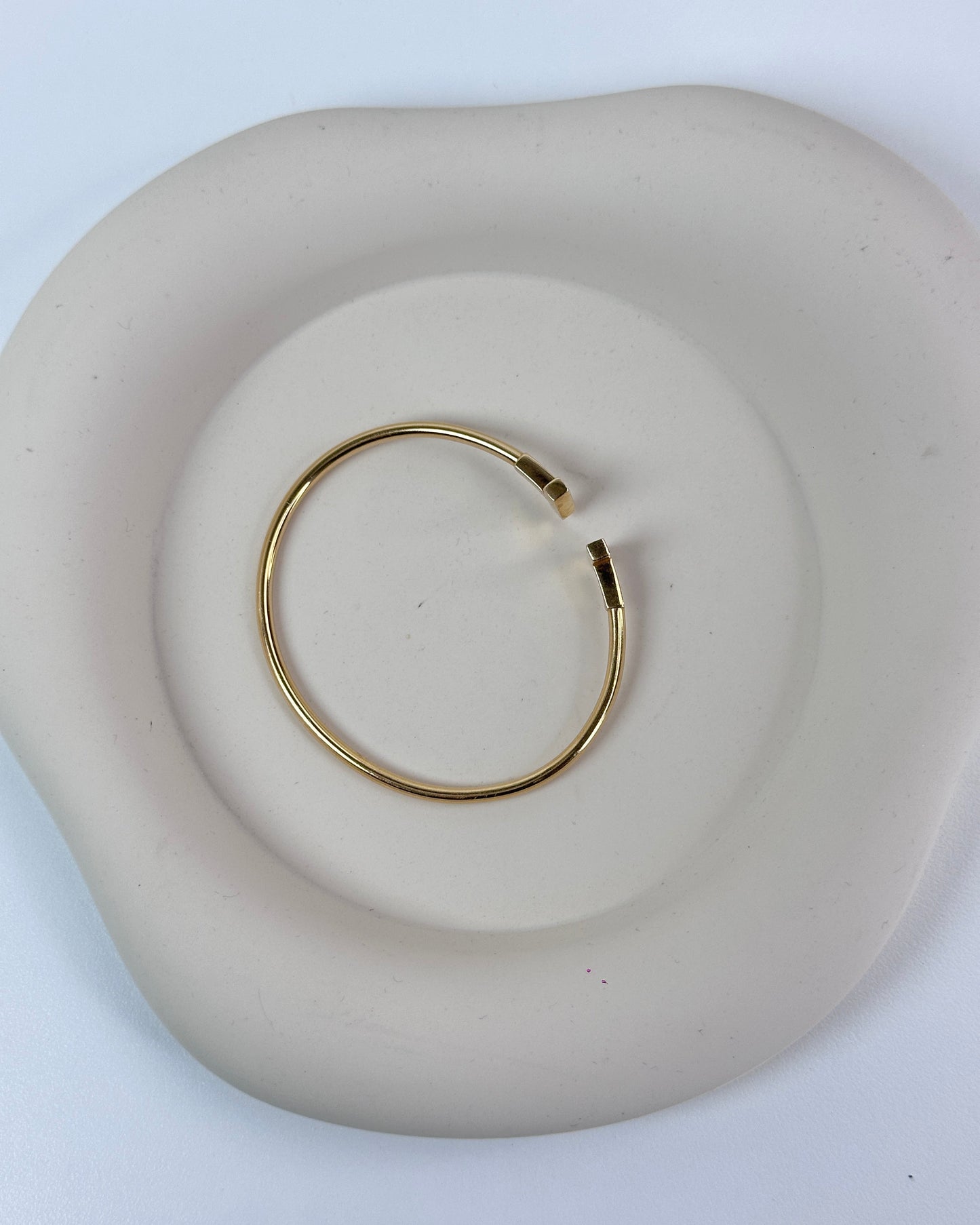 T Wire Bracelet