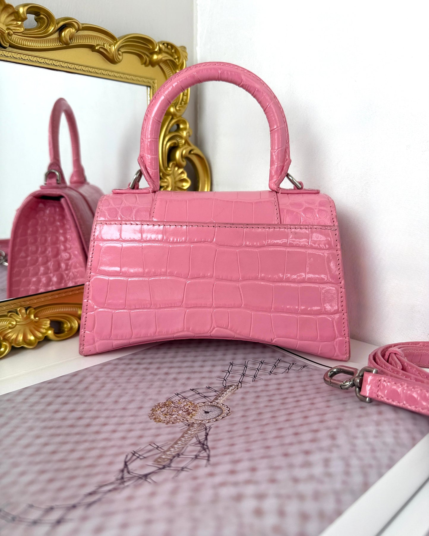 Hourglass Top Handle Bag
