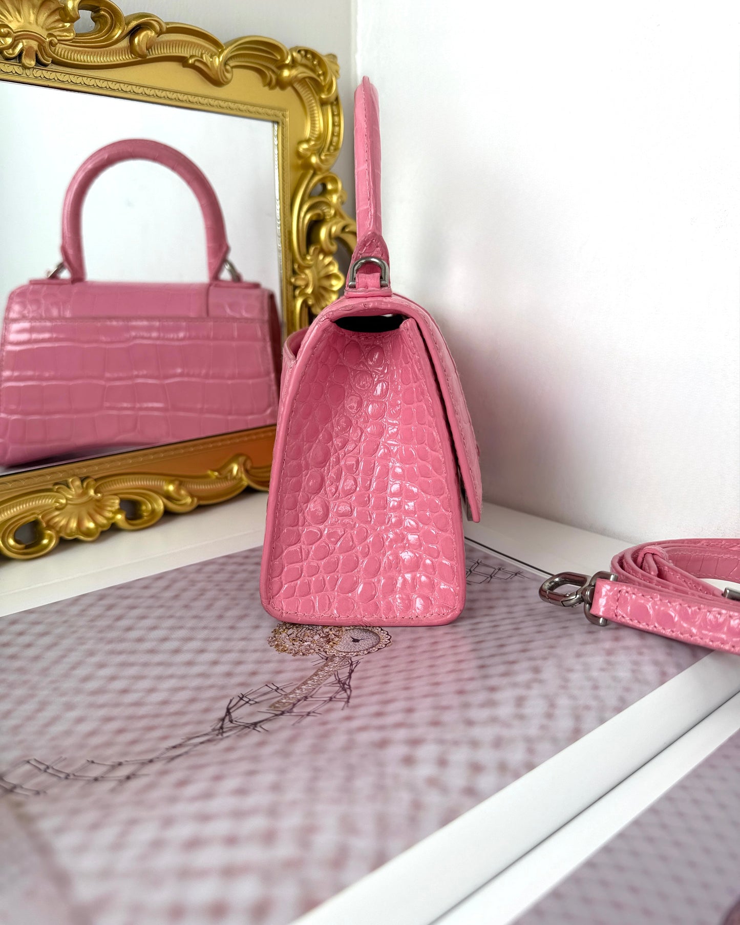 Hourglass Top Handle Bag