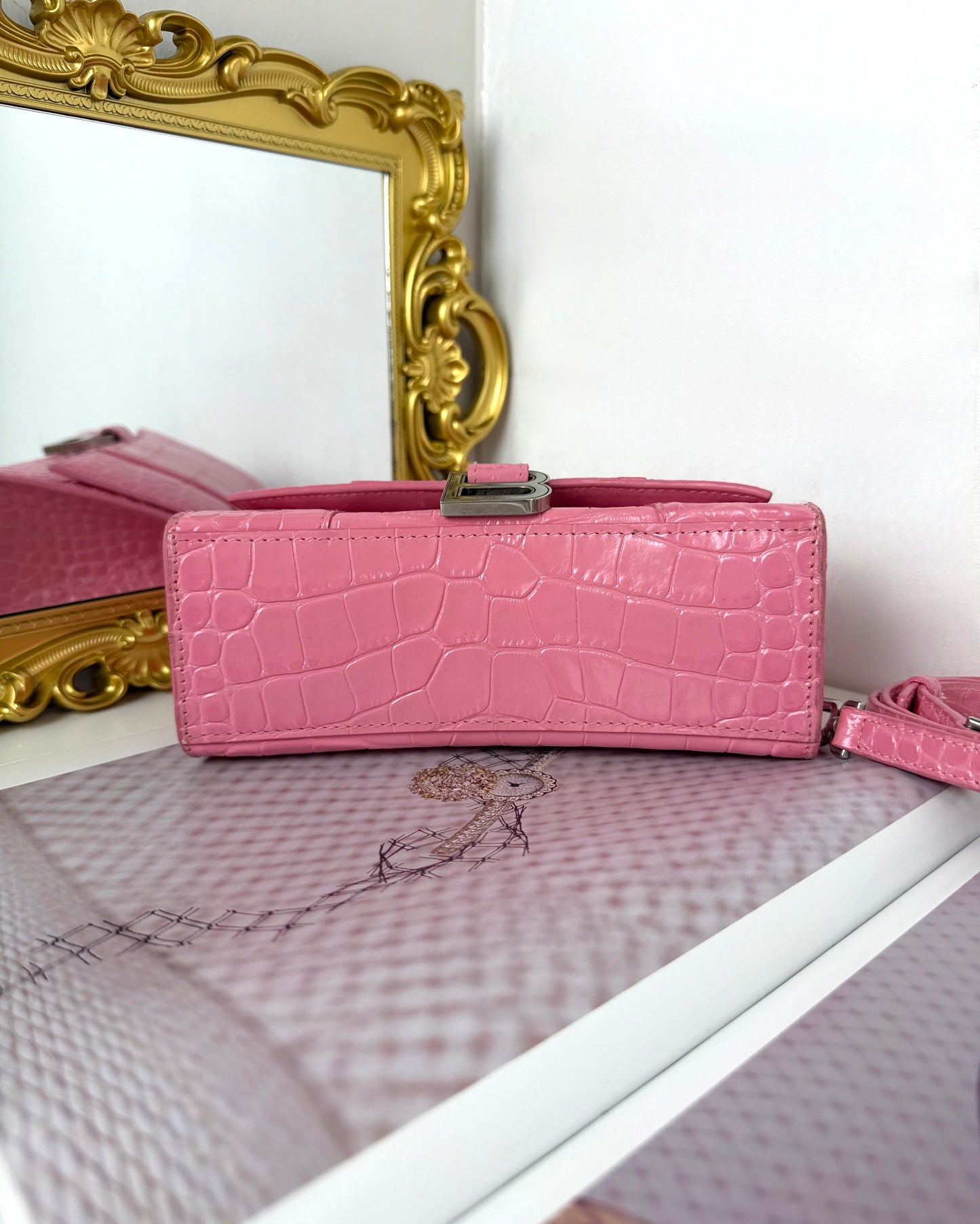 Hourglass Top Handle Bag