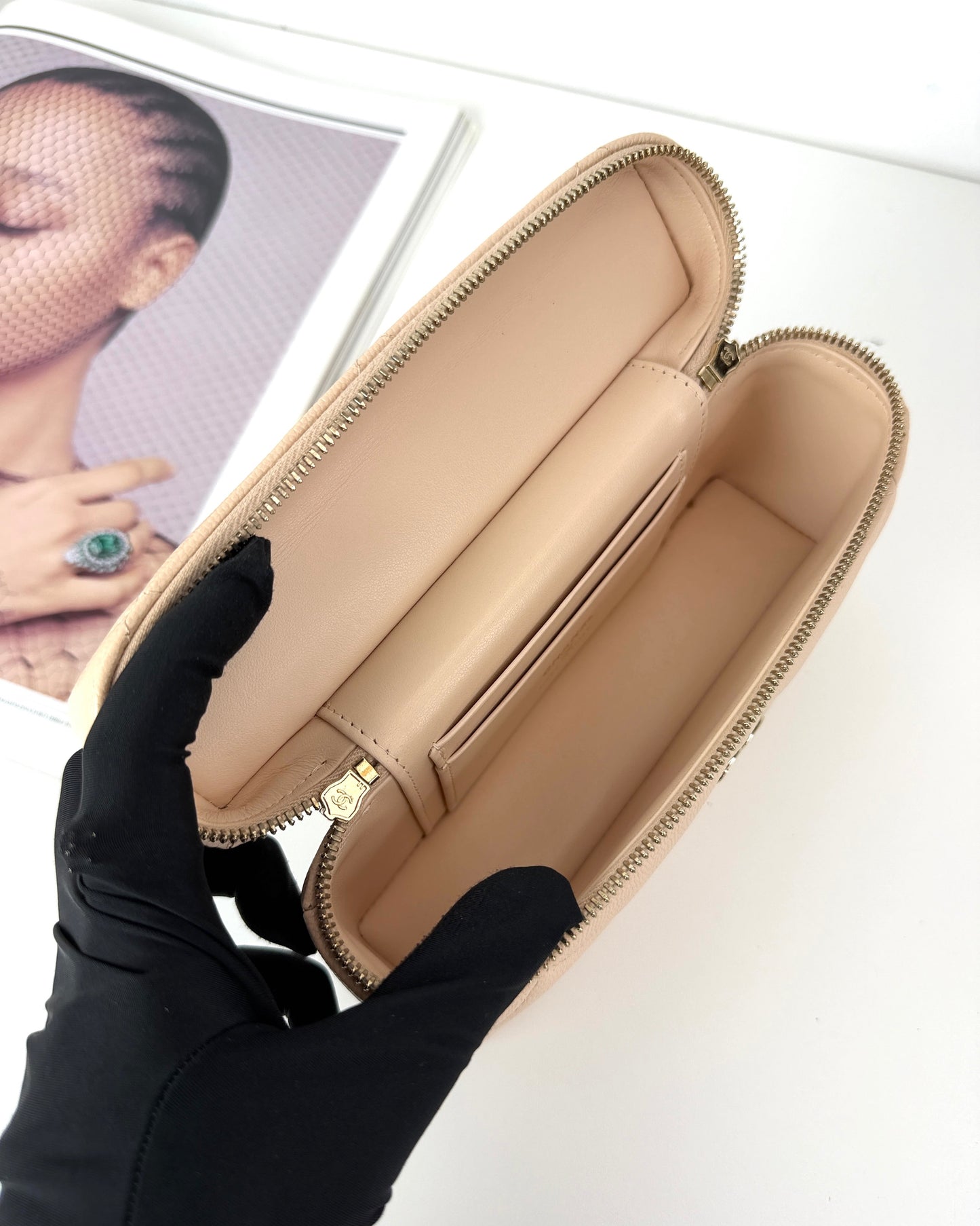 Small Classic Vanity Case