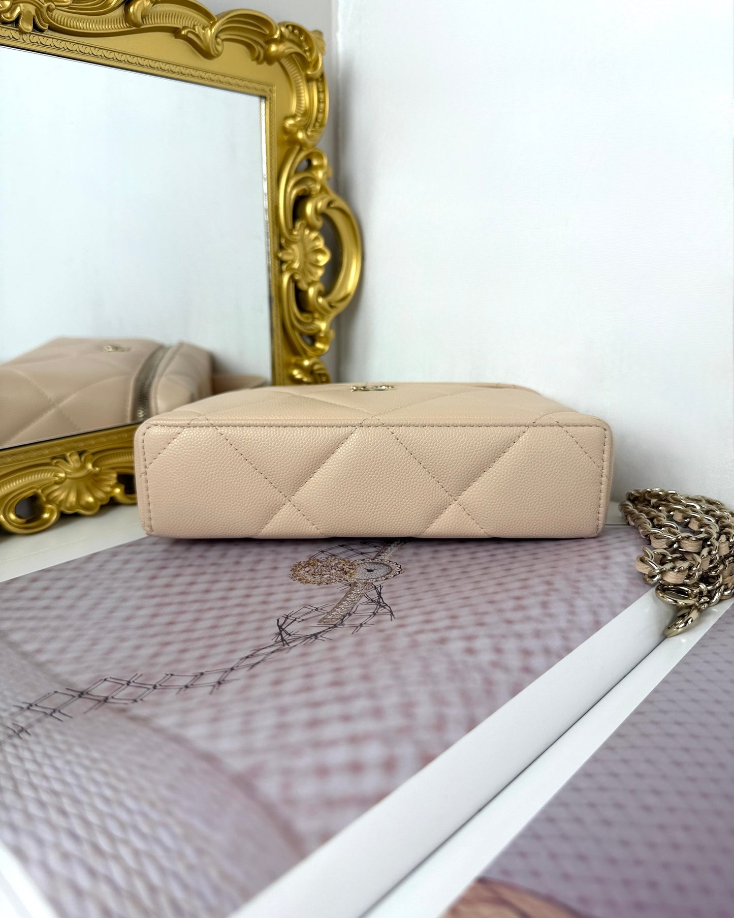Small Classic Vanity Case