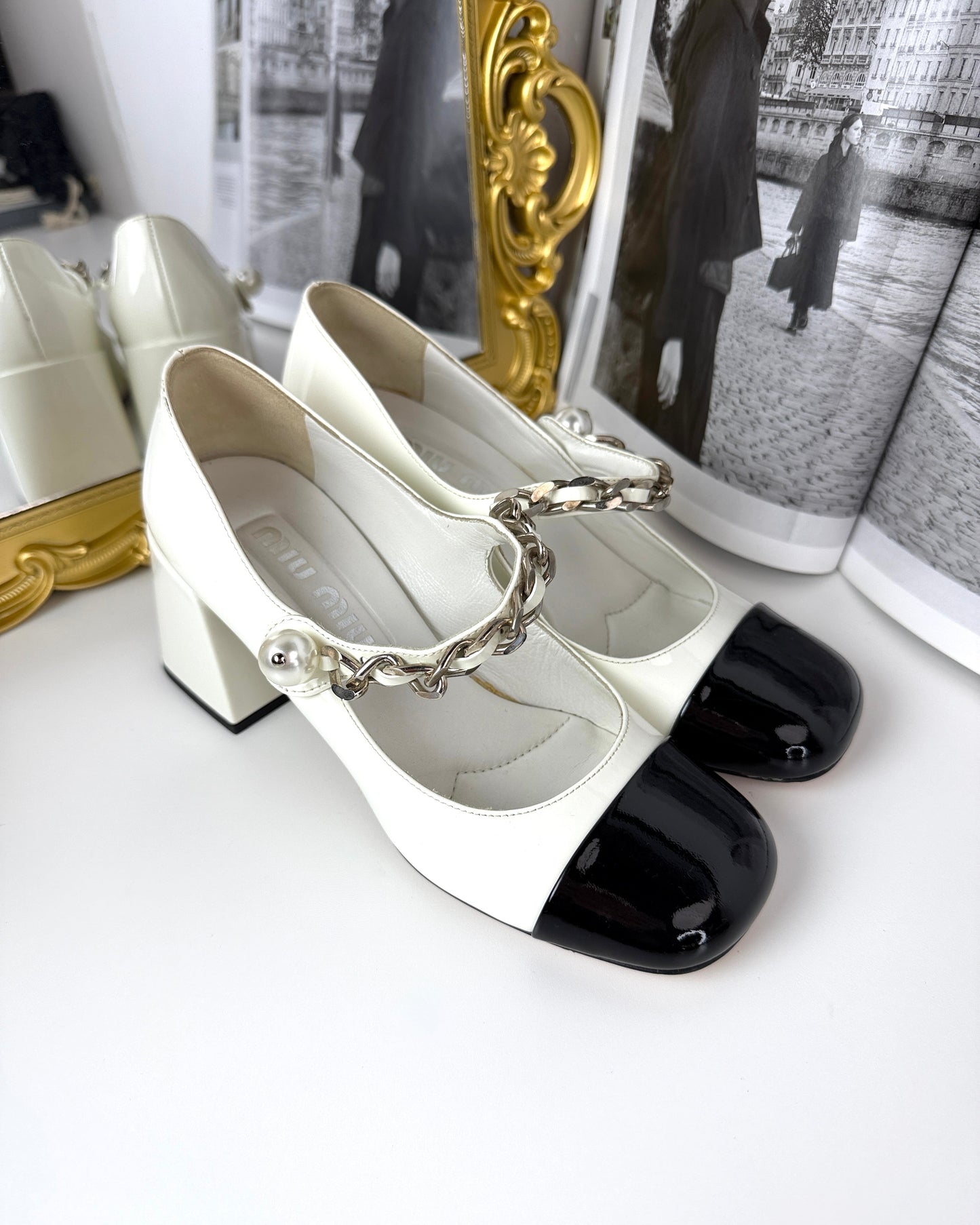 Bicolor Cap-Toe Mary Jane Pumps