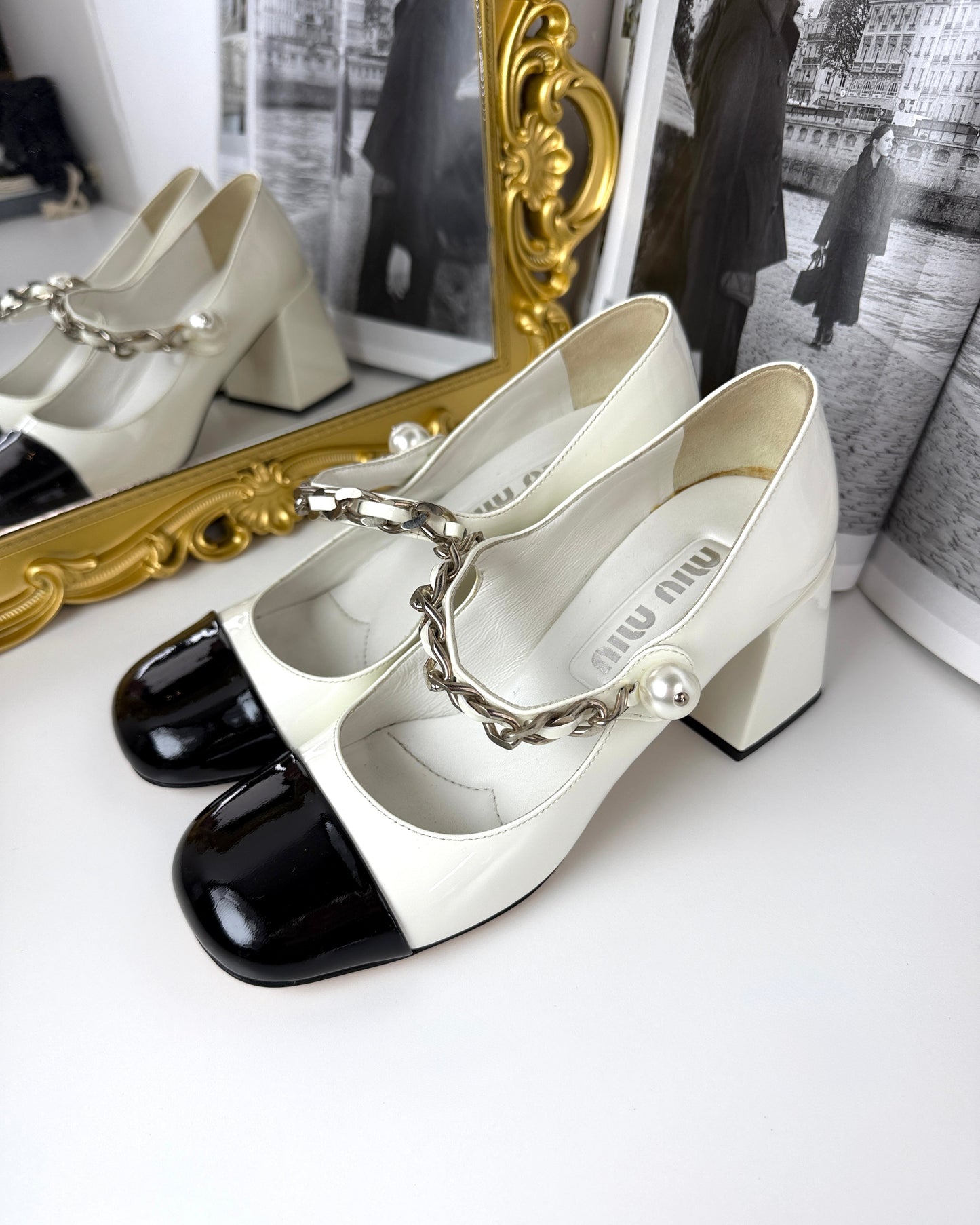 Bicolor Cap-Toe Mary Jane Pumps
